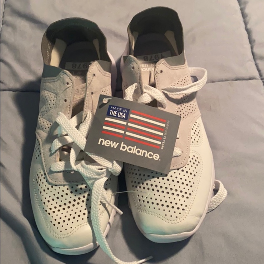 New balance vibram size 9.5